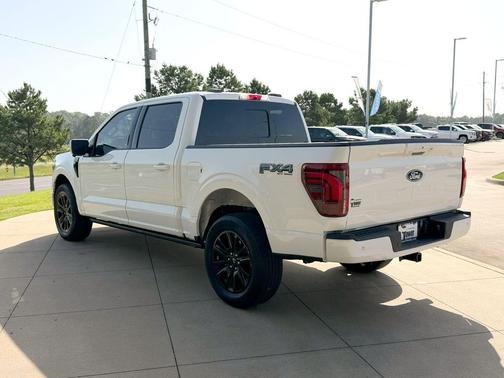 Star White Metallic Tri-Coat 2024 Ford F-150 Platinum