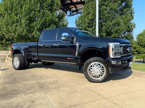 2023 Ford F-350 Platinum