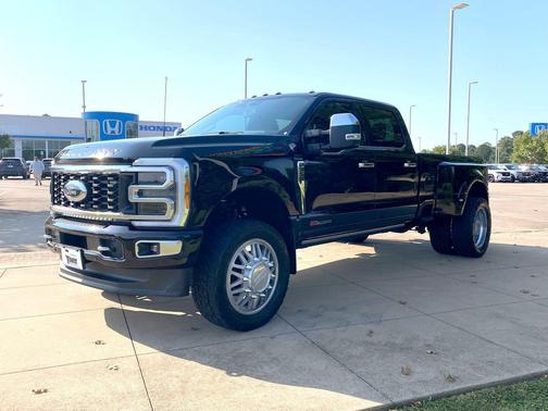 2023 Ford F-350 Platinum