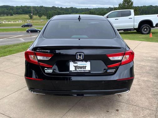 Crystal Black Pearl 2022 Honda Accord Hybrid Touring