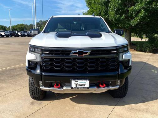 Summit White 2024 Chevrolet Silverado 1500 ZR2