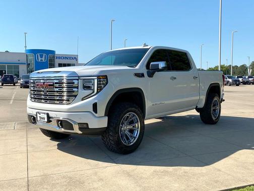 White Frost 2022 GMC Sierra 1500 Denali