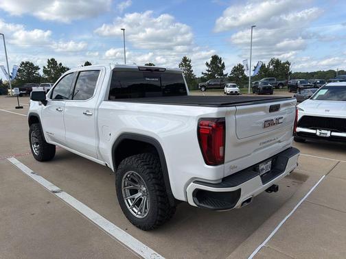 White Frost 2022 GMC Sierra 1500 Denali