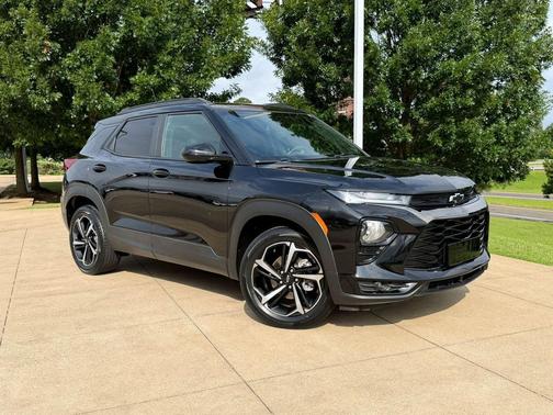 Mosaic Black Metallic 2022 Chevrolet Trailblazer RS