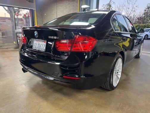 2012 BMW 328 328i 4dr Sedan