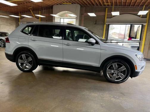 2018 Volkswagen Tiguan 2.0T SEL