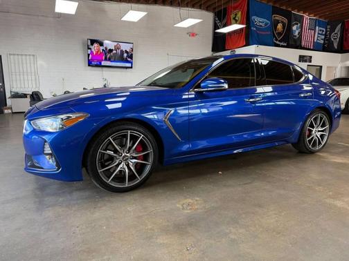 2020 Genesis G70 3.3T RWD