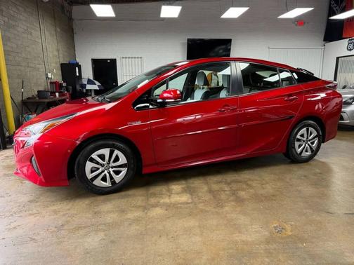 2018 Toyota Prius One