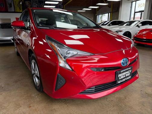 2018 Toyota Prius One