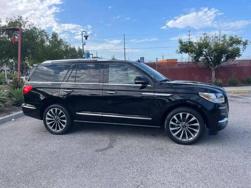 2018 Lincoln Navigator Select