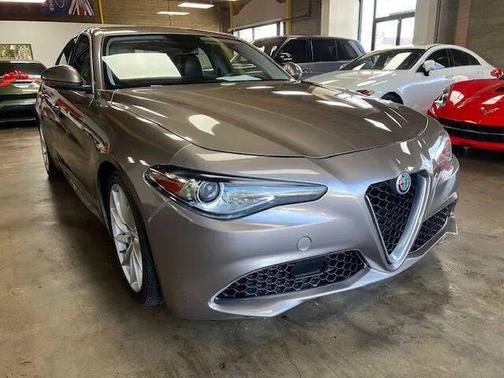 2019 Alfa Romeo Giulia Base