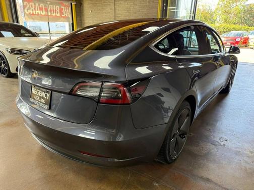 Gray 2018 Tesla Model 3 Long Range