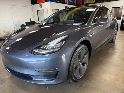 Gray 2018 Tesla Model 3 Long Range