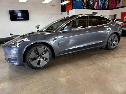 Gray 2018 Tesla Model 3 Long Range