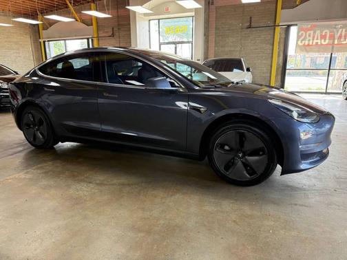 Gray 2018 Tesla Model 3 Long Range