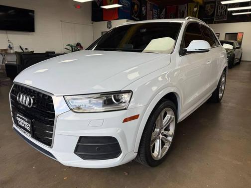 2017 Audi Q3 2.0T Premium Plus