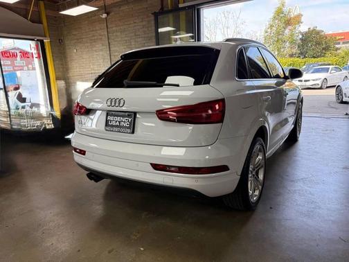 2017 Audi Q3 2.0T Premium Plus