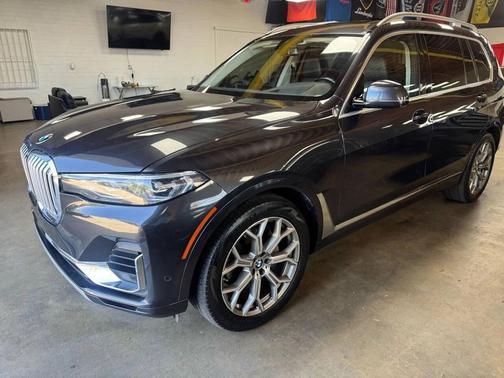 2021 BMW X7 xDrive40i