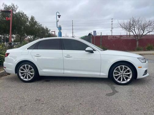 2019 Audi A4 40 Premium