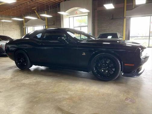 2016 Dodge Challenger R/T Scat Pack