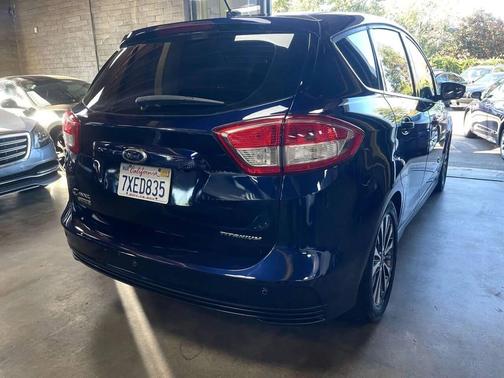 2017 Ford C-Max Energi Titanium