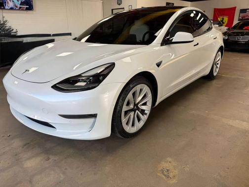 Pearl White Multi-Coat 2021 Tesla Model 3 Standard Range Plus