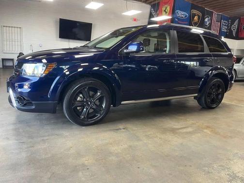 2020 Dodge Journey Crossroad
