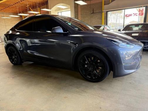 2021 Tesla Model Y Long Range Dual Motor All-Wheel Drive