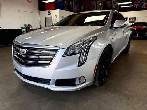 Radiant Silver Metallic 2019 Cadillac XTS Luxury