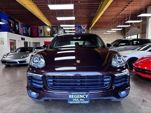 2016 Porsche Cayenne Cayenne