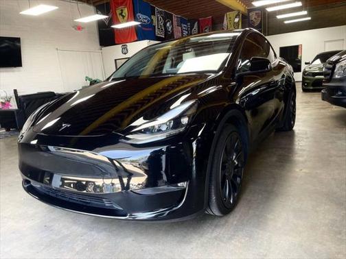 2022 Tesla Model Y Performance Dual Motor All-Wheel Drive