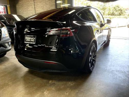 2022 Tesla Model Y Performance Dual Motor All-Wheel Drive