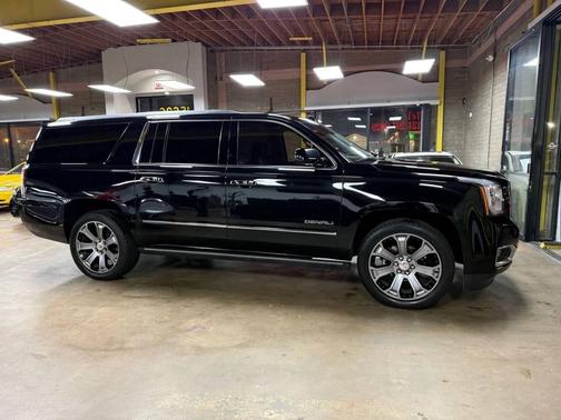 2017 GMC Yukon XL Denali