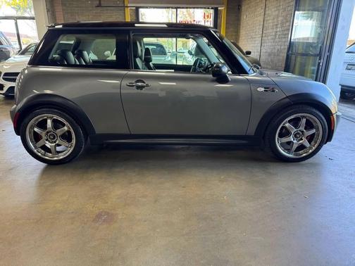 2005 MINI Cooper S Base