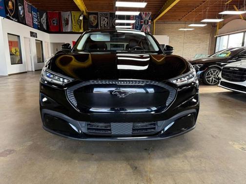 Shadow Black 2022 Ford Mustang Mach-E Select
