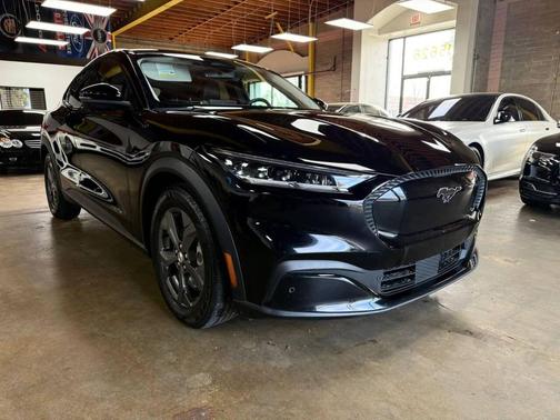 Shadow Black 2022 Ford Mustang Mach-E Select
