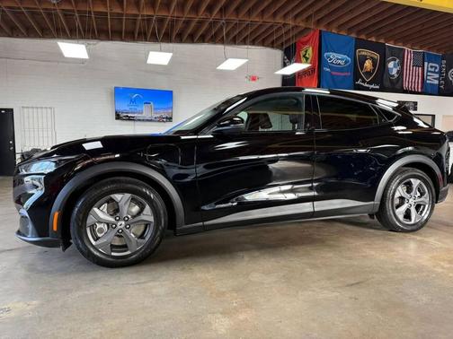 Shadow Black 2022 Ford Mustang Mach-E Select