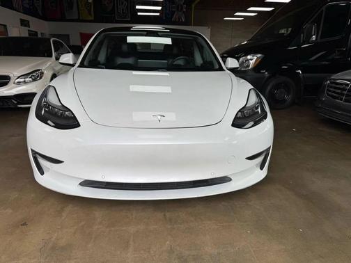 2020 Tesla Model 3 Performance