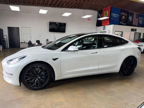 2020 Tesla Model 3 Performance