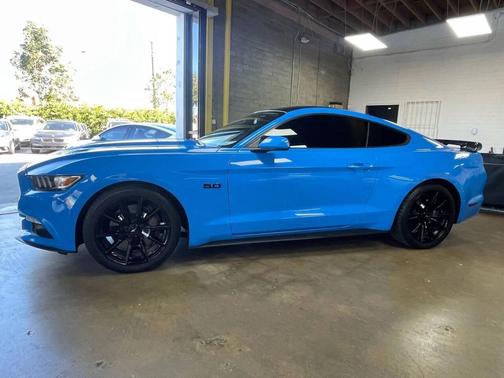 2017 Ford Mustang GT
