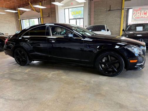 Black 2012 Mercedes-Benz CLS-Class CLS 550 4dr Sedan