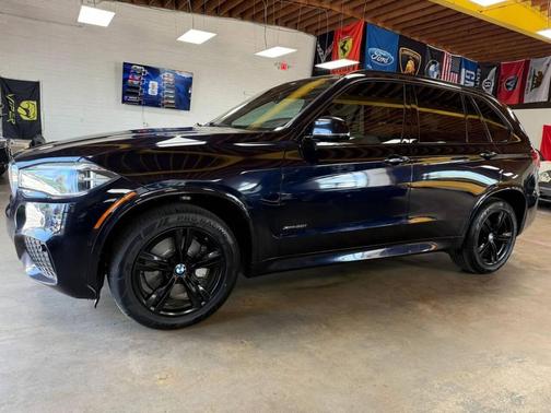 Black 2018 BMW X5 xDrive50i