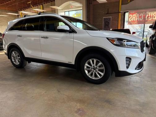 Snow White Pearl 2020 Kia Sorento LX