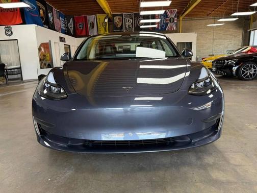 Gray 2023 Tesla Model 3 Standard Range