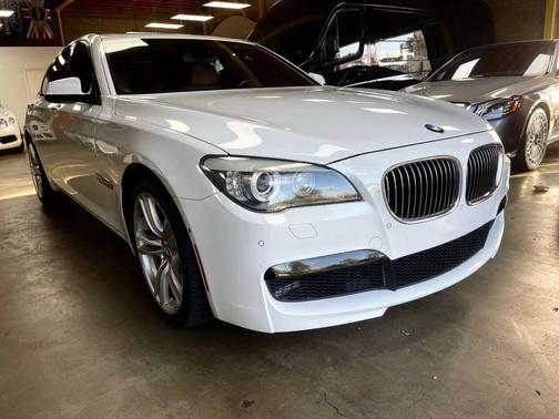 2012 BMW 750 I