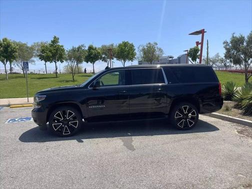 2019 Chevrolet Suburban LT