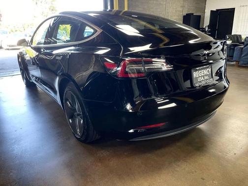 2019 Tesla Model 3 Mid Range