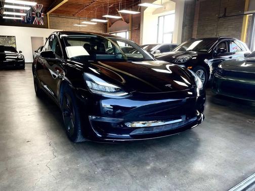 2019 Tesla Model 3 Mid Range