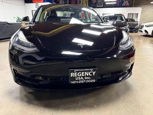 2020 Tesla Model 3 Long Range