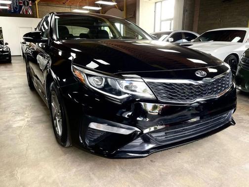 2020 Kia Optima LX